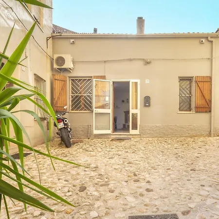 Apartment La Casetta Bianca Sassari